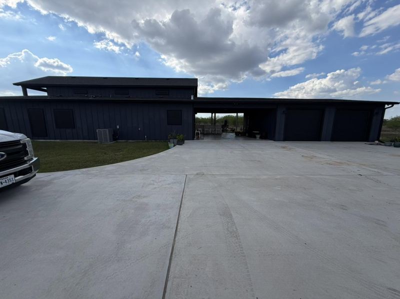 Navy metal building and shop — Corpus Christi Area, Oct 2026